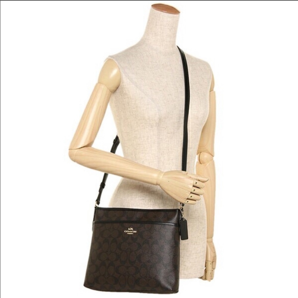 Coach Crossbody in Signature Canvas! NWOT!
